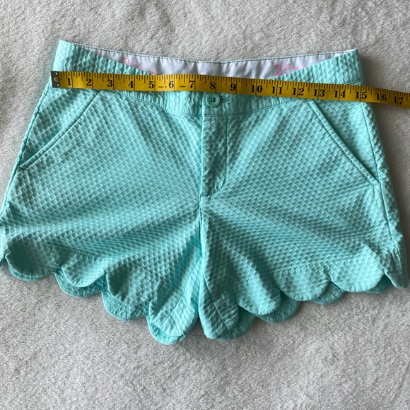 Lilly Pulitzer Buttercup Shorts. Size 2. - Picture 12 of 13